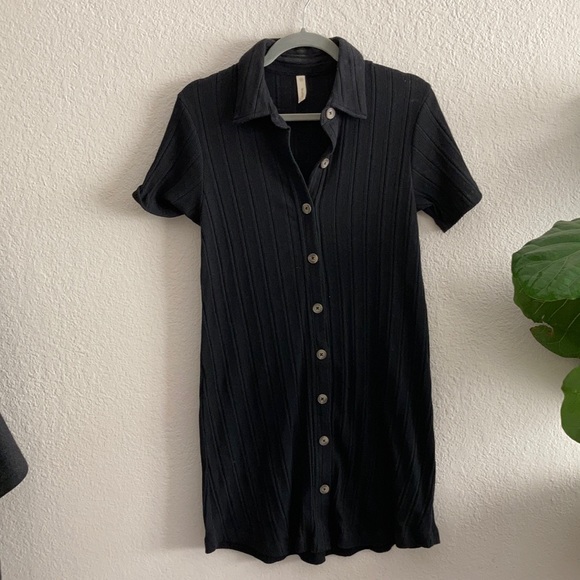 Button Down Shift Dress - Picture 1 of 3